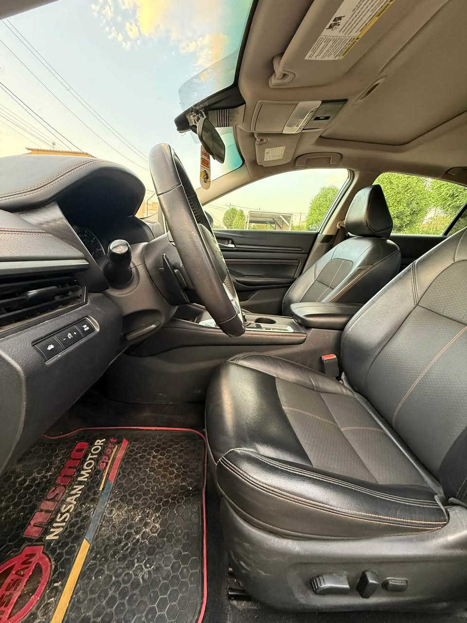 السلام عليكم تحياتي للجميع
⚡NISSAN ..Altima..2022.SR.Plus⚡

⚡نيسان...التيما..SR 2022پلاس فول الفول

......................................

الفئه  SR

موديل 2022

لون سلفر

محرك 2500(تنفس طبيعي)

بصمة تشغيل

ابواب بصمة+ بصمة صندوك

تشغيل عن بعد

هاند بريك بصمة

أوتو هولد (auto hold)

فاتحة سقف (سلايت )

نظام قيادة أليه

رادارات 360° درجة

رادار امامي (توقف ذاتي)+تحديد مسار

رادار جانبي توقف ذاتي

رادار خلفي (توقف ذاتي)

كامره خلفيه

حساس خلفي

كشنات كهربائ

كشنات تدفئة

ستيرن تدفئة

شاشه كبيره (گار پلي)

فول تحكم ستيرن

كروس سرعة (مثبت سرعة)

أشاير مري جانبي

ويل كروم حجم 18

أكزوز رياضي (صالنصات رياضه)

سياره بوضع شركه حادث امريكا فقط تبديل جاملغ وبنيد وكاله شرط الاصلي. بدون دواخل  

كير محرك شرط الفحص

سيارة ماشية 95 لف ميل

رقم سليمانية دولي باسمي  شرط تحويل

148ورقه بي مجال بسيط

مكان سياره الأنبار الحبانيه قرب الفلوجه استفسار اتصال رقم الهاتف  

***********
