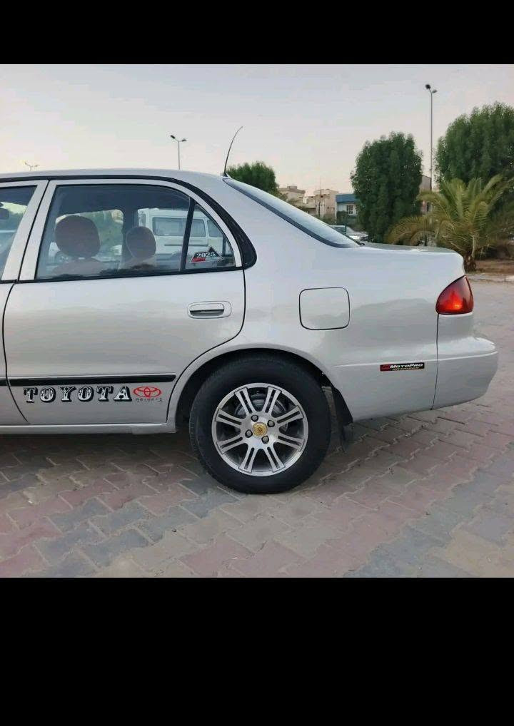 كورلا ٢٠٠٠ • رقم بغداد • محرك شرط