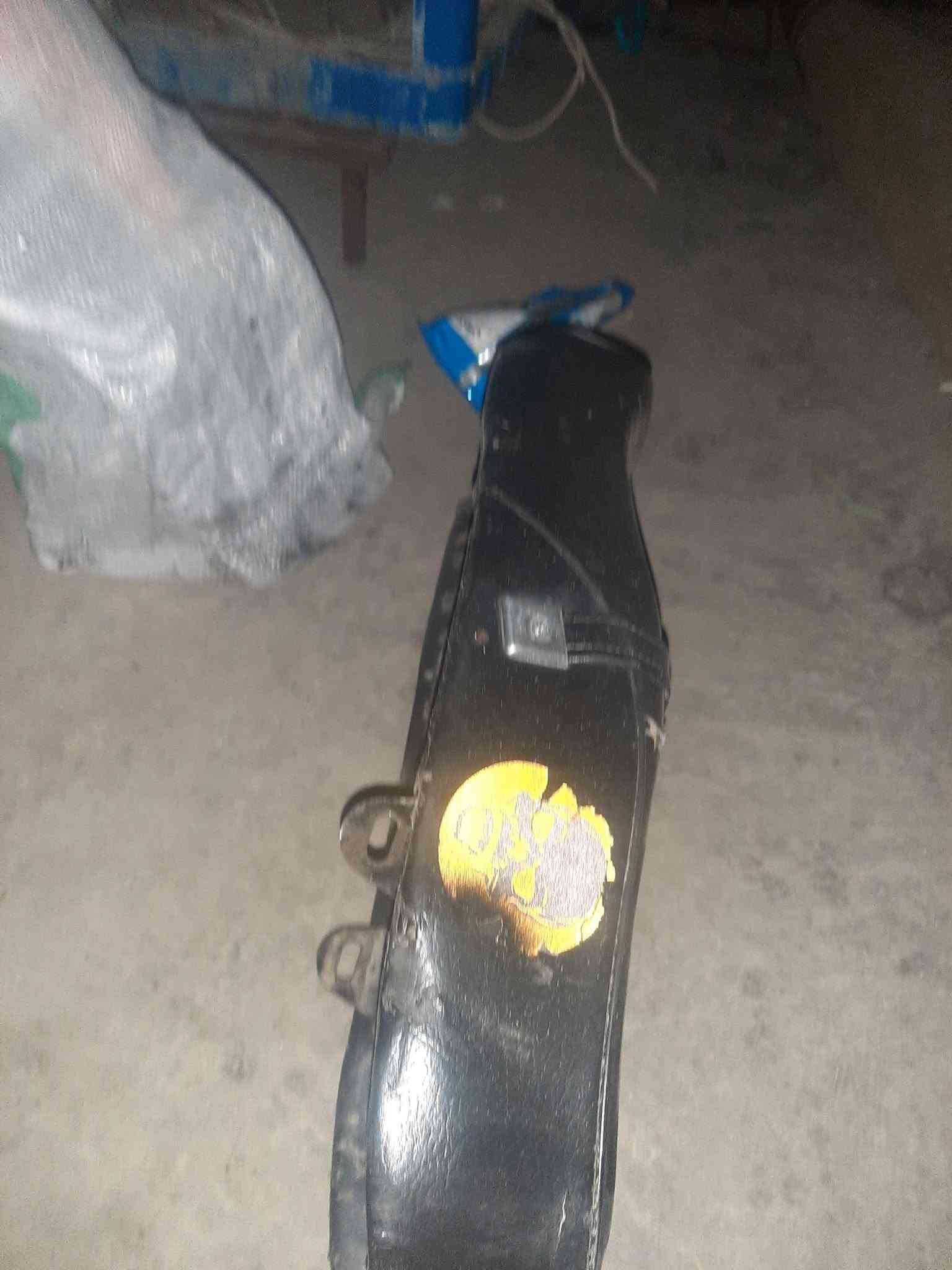 قطع غيار • مباعة سوا • وزن ٥ كغ