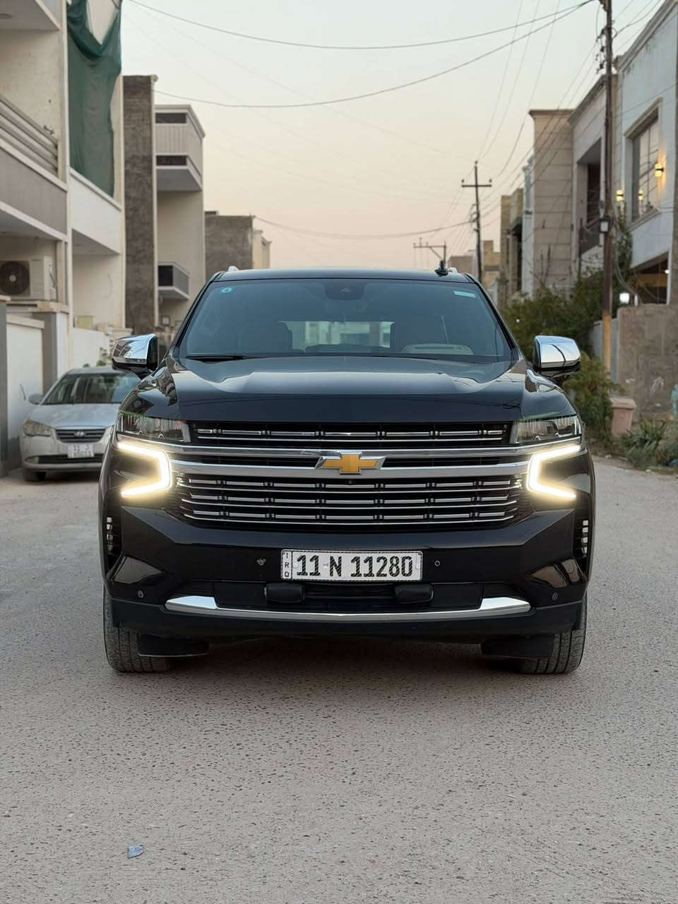 السلام عليكم
تاهو موديل 23
برايمر معروفه مواصفات البرايمر 
خليجي السياره جديده بمعنه الكلمه
السياره بيهه قطعتين صبغ باب وجاملغ
غير هذني السياره كفاله 
السياره مغلفه 
السعر 47 الف دولار 
مكان السياره بغداد السيديه
الاستفسار 
***********
