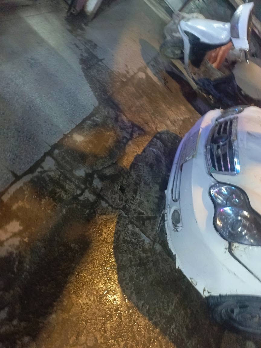 سياره سيكي للبيع 14$
وبيه مجال للطيبين رقم كربلاء 
سياره شغاله مابيه شي فقط عوزه ترتيبات 
مثل ماموضح بل صوره 
عنواني كوفه شارع عبد العال 
*********** النجف, العراق
