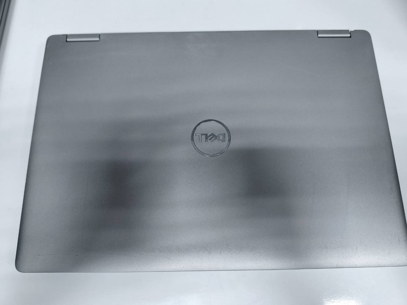 ديل Latitude 3310 • i5 الجيل الثامن • شاشة لمس 360°