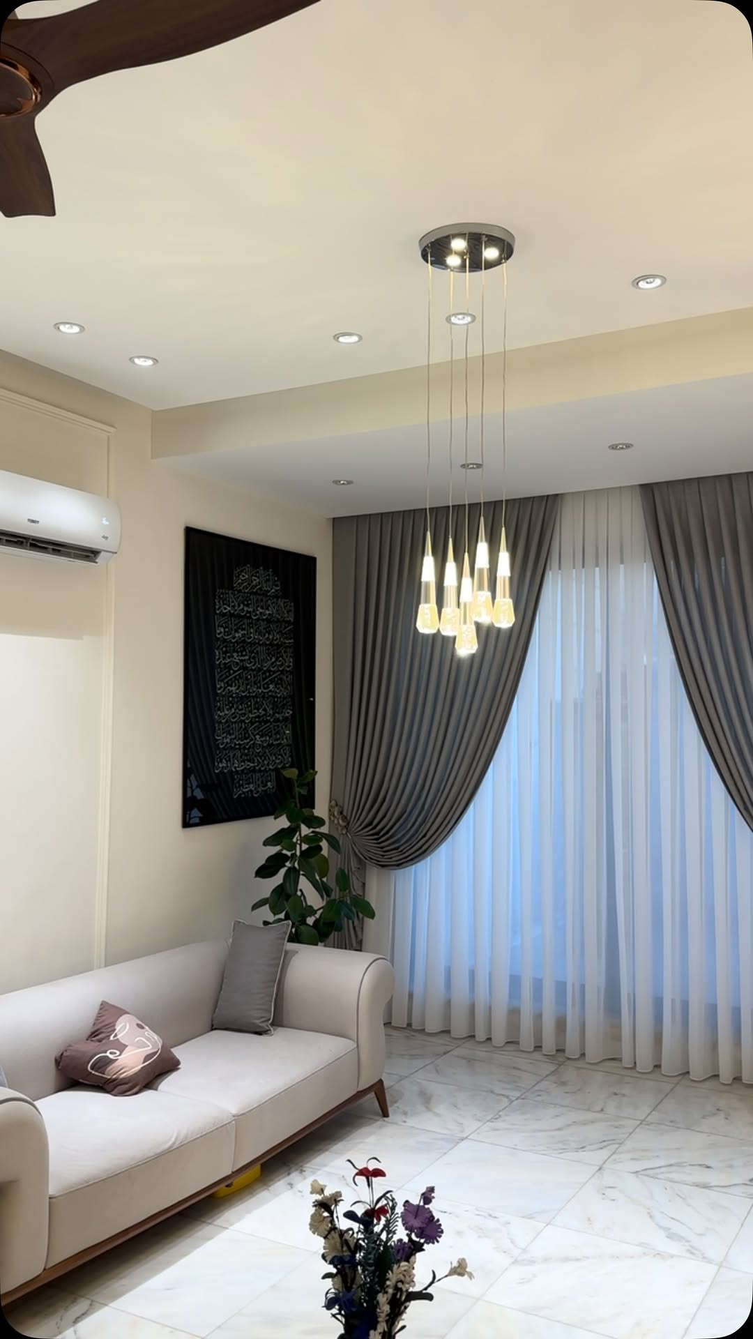 نعمل بأجود أنواع ألاقمشة التركية المميزة في دار #شيفون للستائر بأحدث التصاميم الحصرية
📍 العنوان_ بغداد_مدينة الصدر_سوق الاولى_فرع الستائر
☎️ رقم الهاتف: *********** : واتساب 
للمزيد يرجى مراسلة الصفحة او الأتصال على الرقم.#العراق #بغداد #ديكور #ستائر
