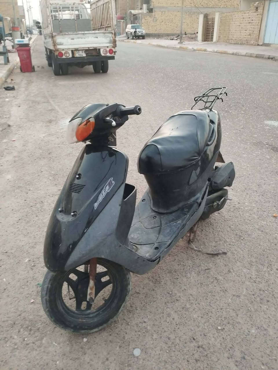 السلام عليكم  ساسوكي للبيع  مفتوحه مره وحده  اوراق 
كلشي شغال بيها   نقصها باتري فقط  سعرها 160 وبيها مجال   ميسان قضاء الميمونه 
*********** اتصال
