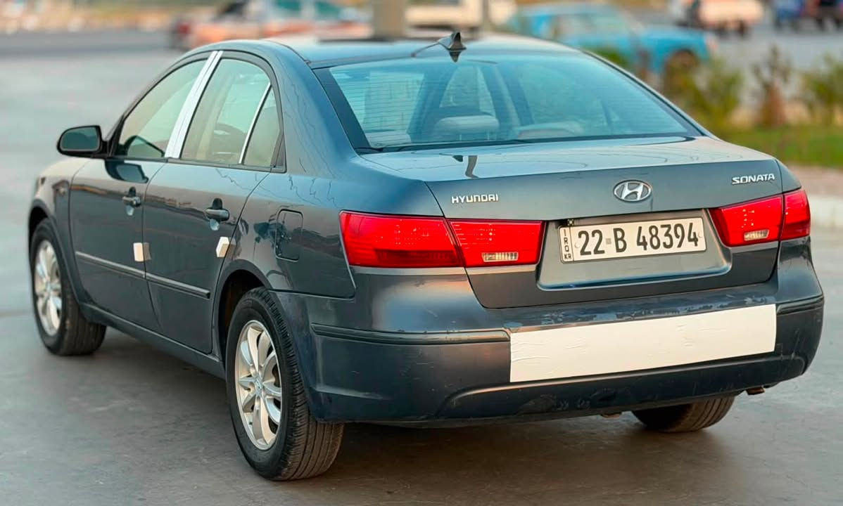 هونداي سوناتا موديل 2010
سيارة جديدة 
مكينه 2400
هزه ورقم جديد 
تخم تاير حداديه تبريد 
سيارة جاهزه بدون اي نقص
بيه 3قطع صبغ
رقم اربيل تحويل او وكاله 
السعر 98 بيه مجال بسيط 
العنوان واسط الصويرة 
***********
