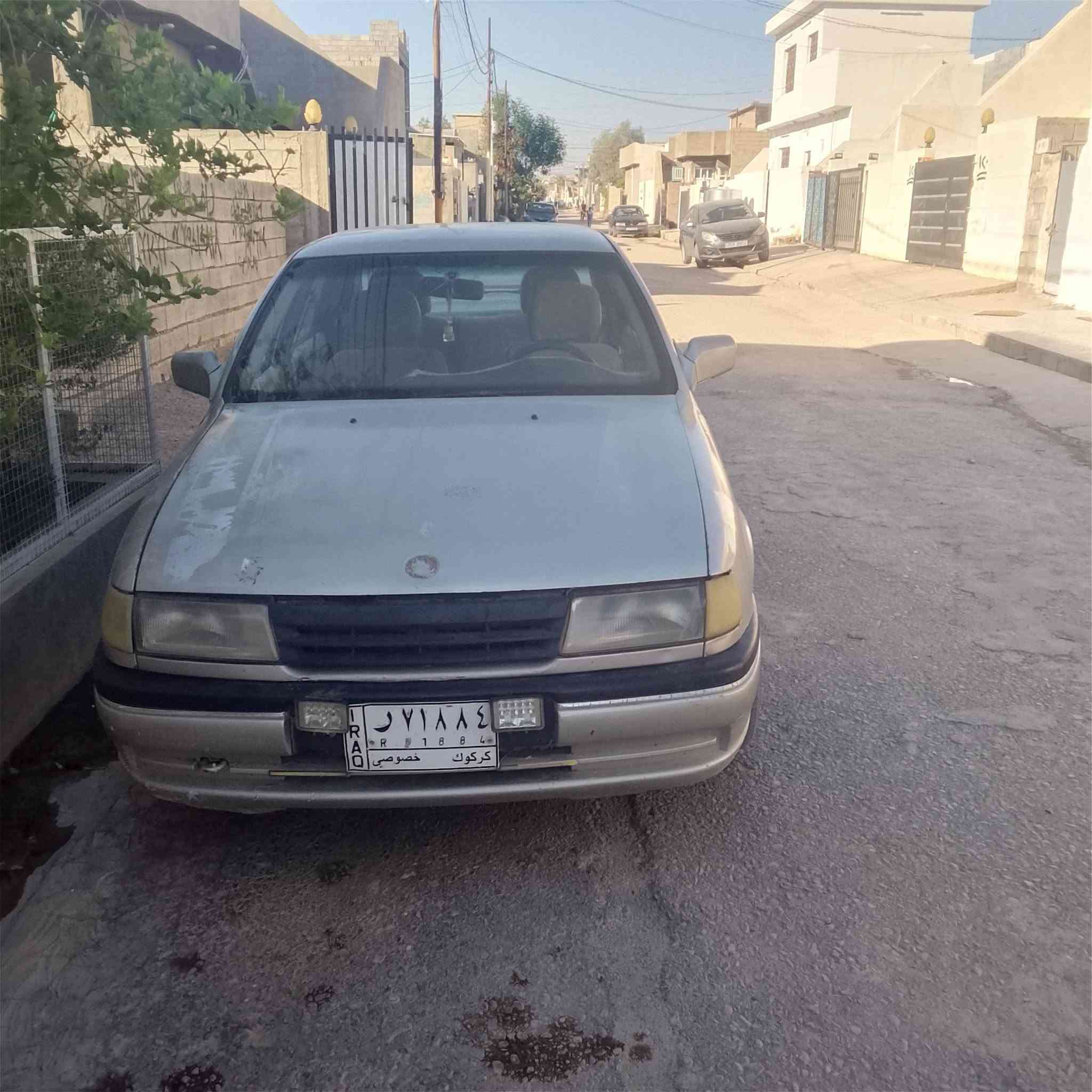 اوبل فكترا صالون موديل 1991 گير مكينه بل شرت  كركوك به نجا على ‏‪***********‬‏
