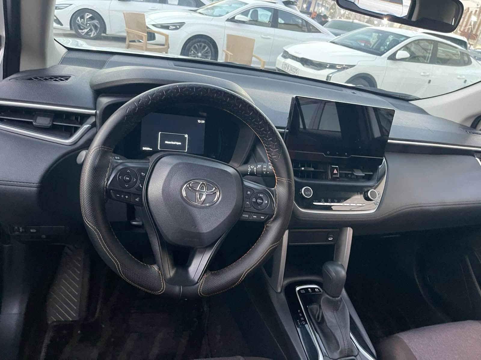 كرولا كروز سينى ٢٠٢٥
فول مواسفات 
٣٤ هةزار رويشتوة 
بستيك PDR هةية
سبوغ تةزرة بةشةرت 
*********** أربيل, العراق
