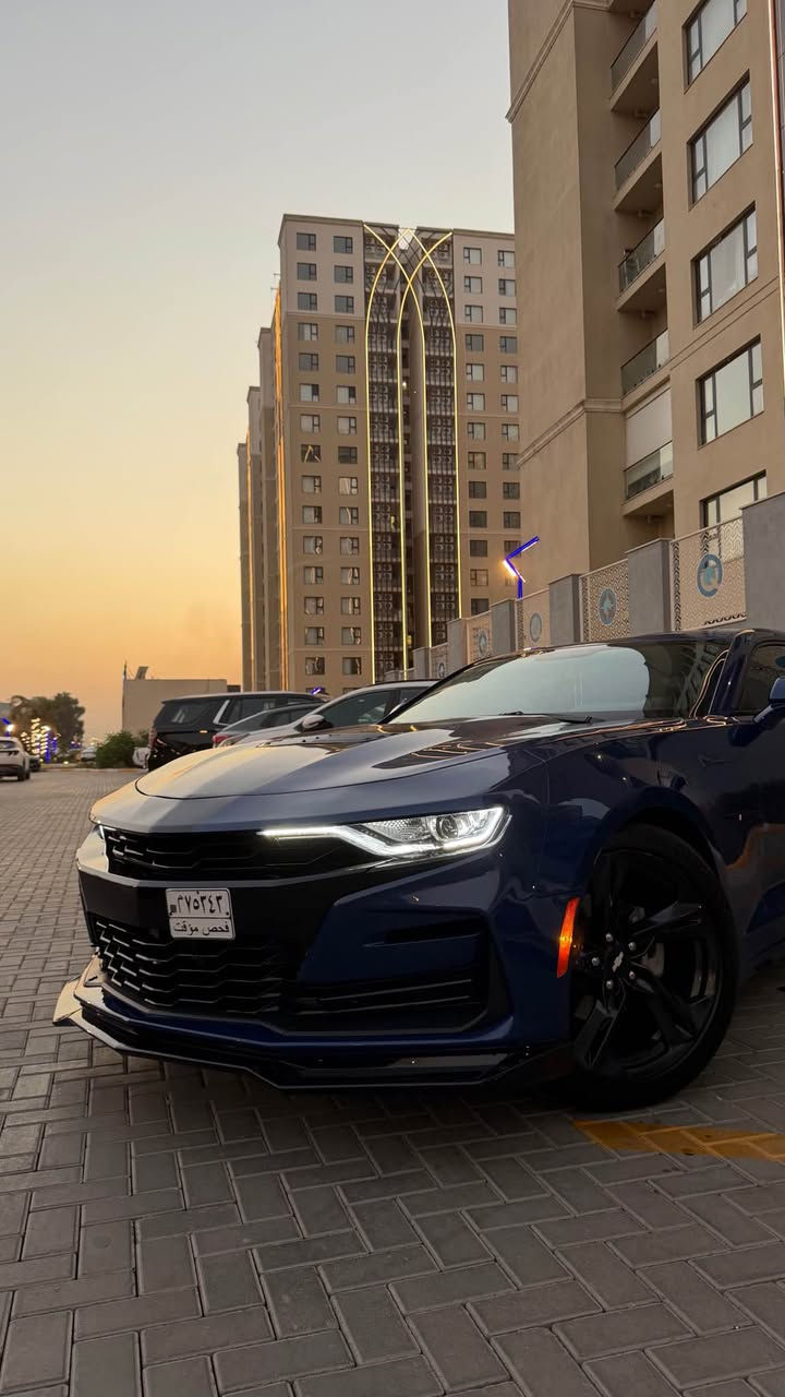 السلام عليكم … الجمال والاناقة 💙 للبيع كمارو Rs 6 سلندر  موديل 2023
فووول مواصفات عدى الفتحة ماشية 21 الف فقط سيارة جاهزة وجديدة دخول جديد حادثها جاملغ وبنيد وشوية بين الباب والجاملغ الايمن
مواصفات لد امامي 
كشنات حضن 
شاشة كبيرة كار بلي
هاندبريك بصمة
ثلاث انضمة قيادة
بصمة 
تشغيل عن بعد
كشنات كهرباء
بك لايت كورفت
السيارة جاهزة من كلشي سعرها 148 وبيها مجال بسيط
مكانها بغداد السيدية
*********** بغداد, العراق

نص مكتوب في الصور:
- CHEVROLET CAMARO SS 6.2L V8 2 0 2 3 M O D E L Y E A R AMERICAN LEGEND PERFORMANCE 6.2L V8 ENGINE 455 HP HORSEPOWER 10 SPEED AUTOMATIC RWD REAR WHEEL DRIVE 2023 MODEL YEAR LOW MILEAGE (OPTIONAL) SS PERFORMANCE BUILT READY FOR A NEW OWNER