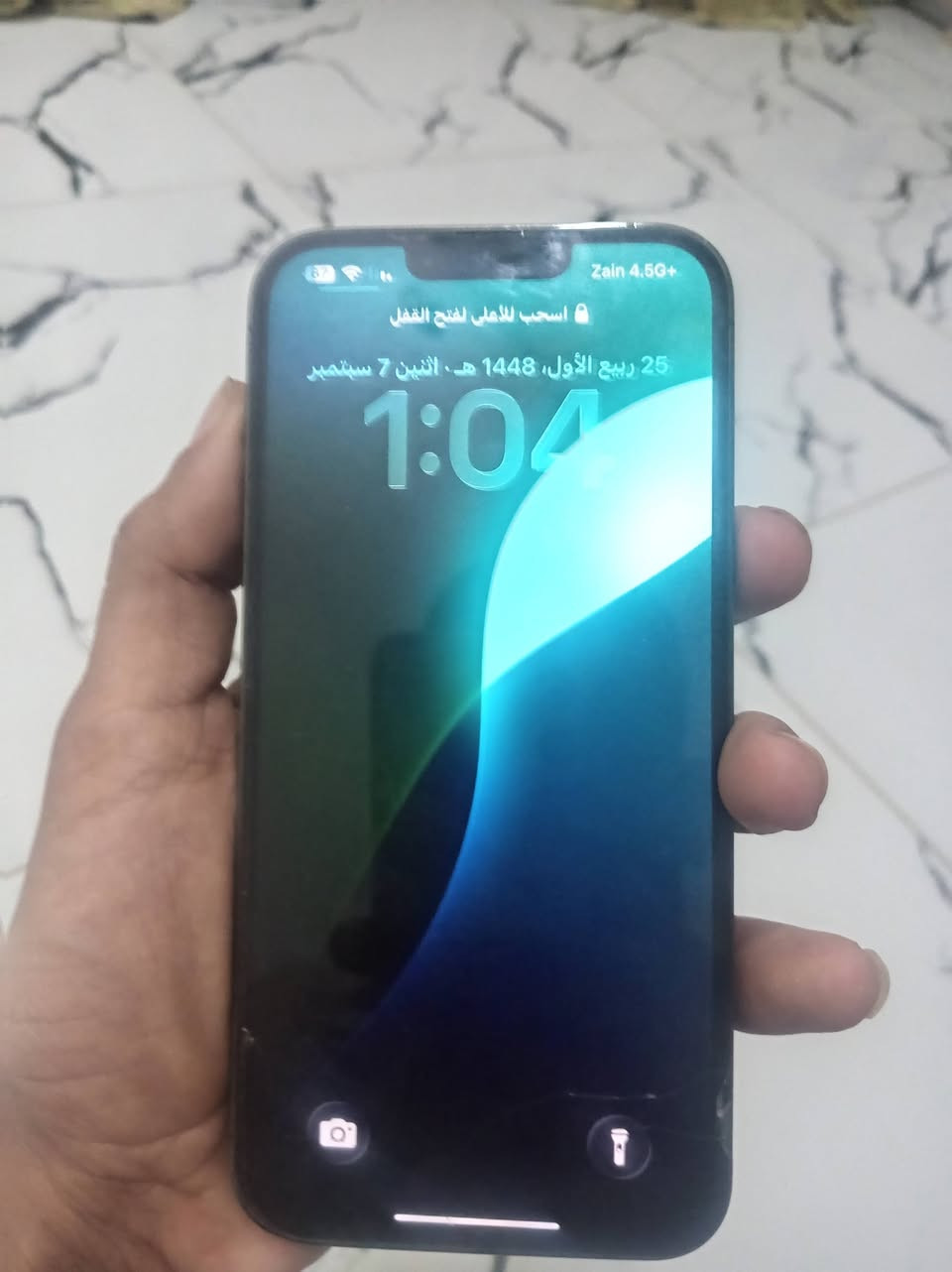 ايفون13برو ماكس مريكي لبيع مبدل شاشه سعره 150الف الله شاهد وضهره مكسور رايده ب475 قفل من لخير ***********
