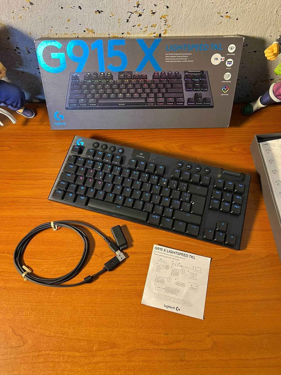 لوحة G915 TKL • لايتسبييد • إضاءة RGB
