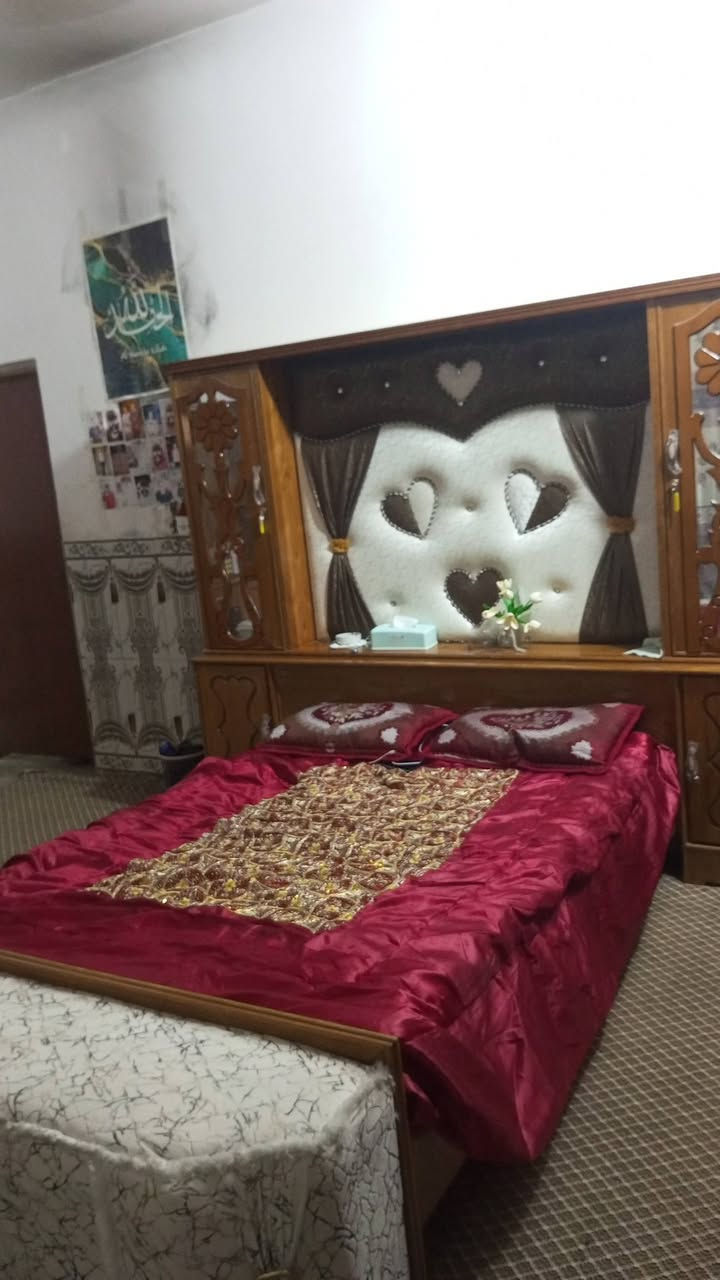 غرفة خشب • مستخدمة أسبوع • خشب صلي