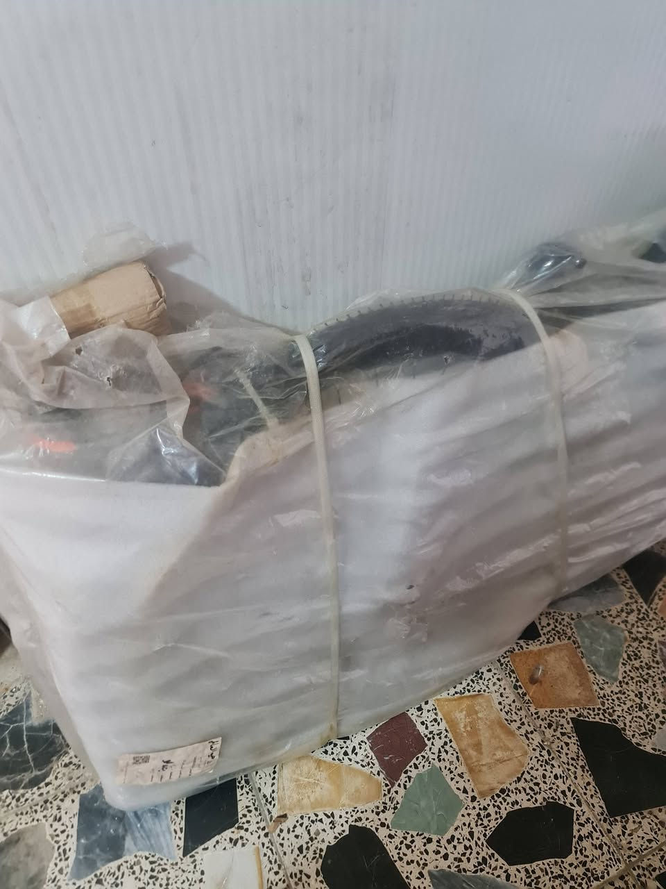 السلام عليكم درجة يعني باسكل حجم ٢٦ مال سباق رياضي للبيع  الجديدة بالكيس  السعر ١١٠الف وبيها مجال للجادين مكاني بغداد حي العامل موبايل ***********
