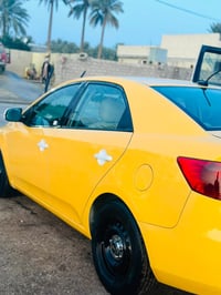 فورتي 12مكينة 2000دوش سيارة جهازة  نقصة حدادية فقط حادثة جاملغ ايمن وا...