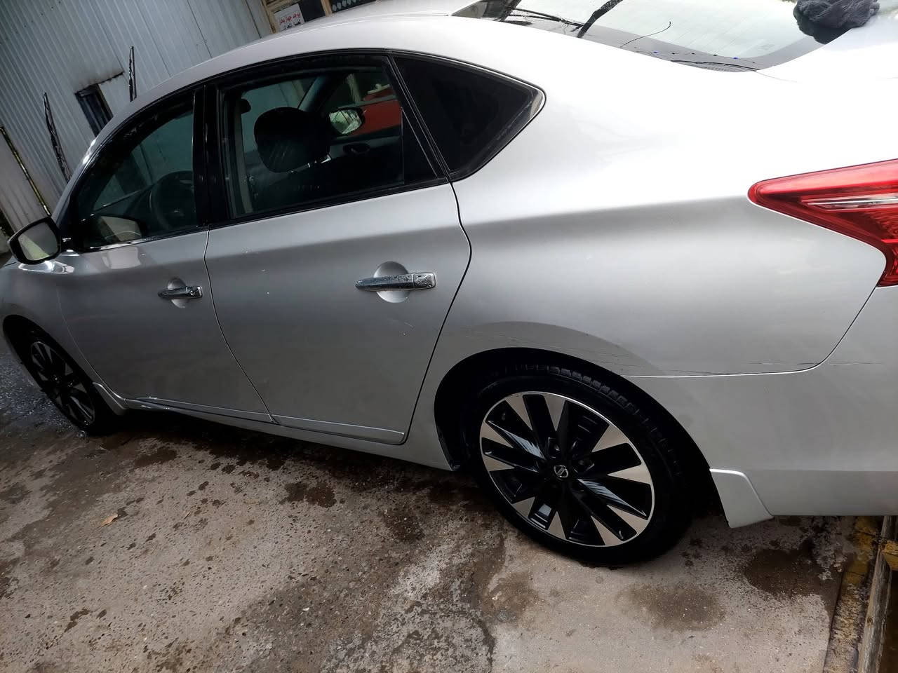 نيسان سنترا 2018وارد امريكي حادثه بنيد امبدل كيره جديد حداديه فول محرك1800 مكفول سنويه بأسمي رقم كربلاء مشروع وطني يعني عادي التحويل بغداد مكاني في الكريعات بغداد السعر 112ورقه وبيه مجال حك الجيه
ماشيه 91 الف 
رقمي ***********
