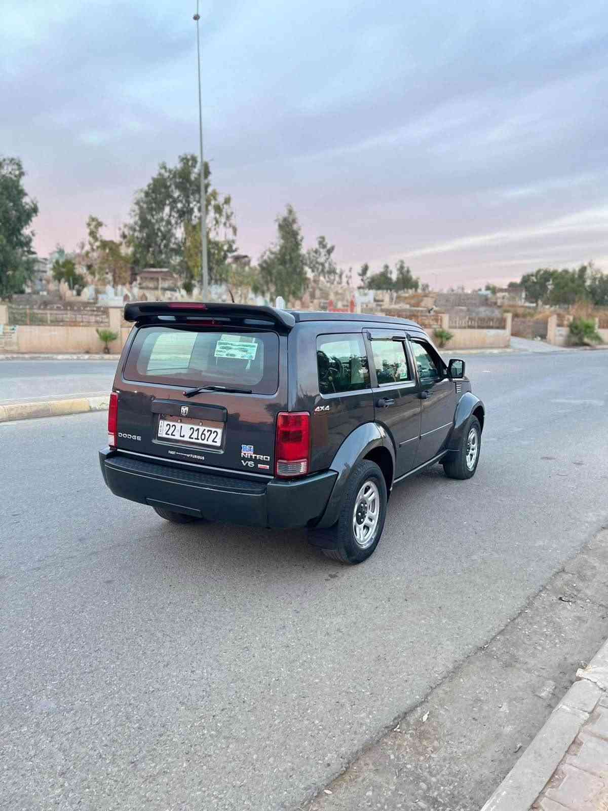 دودج نيترو • ٢٠١١ • ٦ سلندر ٣٧٠٠