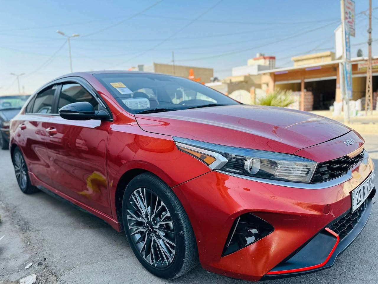 🔥KIA FORTE 2022 GTLIN 🔥                  
🔴 السيارة ليبل واحد بدون صبغ بدون تبديل  ✅
فقط الدعاميه الاماميه والخلفية وملاحظات خفيفة pdr ✅  

#السعر 163 ومجالها بسيط
فول مواصفات 1/1 
فتحة سقف 
بصمة تشغيل
كشنات تدفئة وتبريد
محرك 2000 DOCH 
شاحن لاسلكي
بصمة أبواب
تشغيل عن بعد
هاند بريك بصمة 
اوتو هولد
تبريد قطعتين❄️
ثلاث وضعيات قيادة
كير توماتيك وعادي
قيادة ذاتية 
توقف ذاتي 
رادارات جانبية وأمامية وخلفية
سماعات سستم HARMAN 
شاشة كبيرة 9 انج
ليد امامي زينون
ليد خلفي زينون
كشن السائق كهربائي
ليد بالمري
نقطة عمياء
ابل كار بلي 
حاكية تنصي التبريد عند الاتصال بالهاتف
رقم اربيل سنوية جديدة 
مكان السيارة 📍موصل 
للاستفسار 
***********
***********
