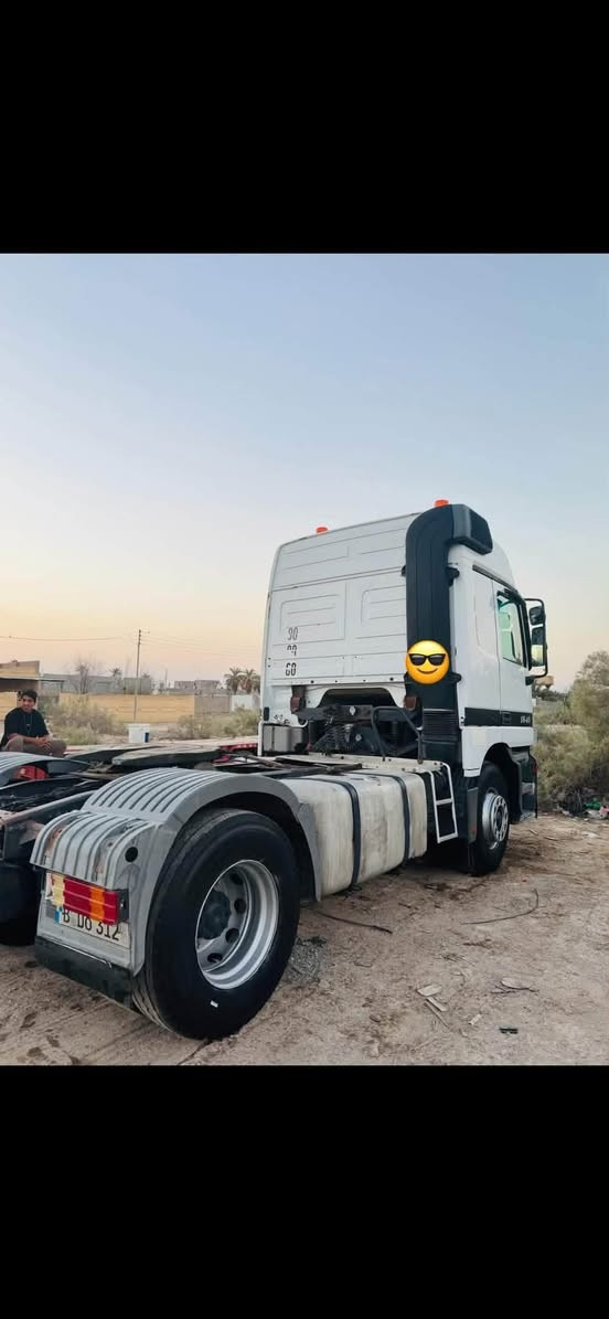 للبيع مديل 2002 كفاله عام  مسجل قلاب رقم دهوك شرط  تحويل محرك دمعه سياره جديده  ***********
