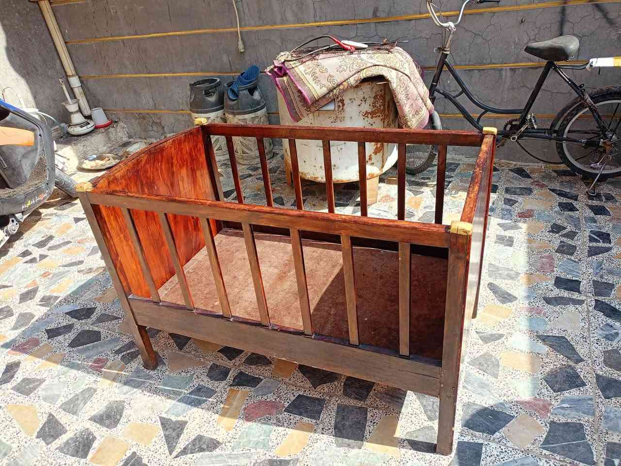 ٨ مقاعد • شغل درجة اولى • بغداد