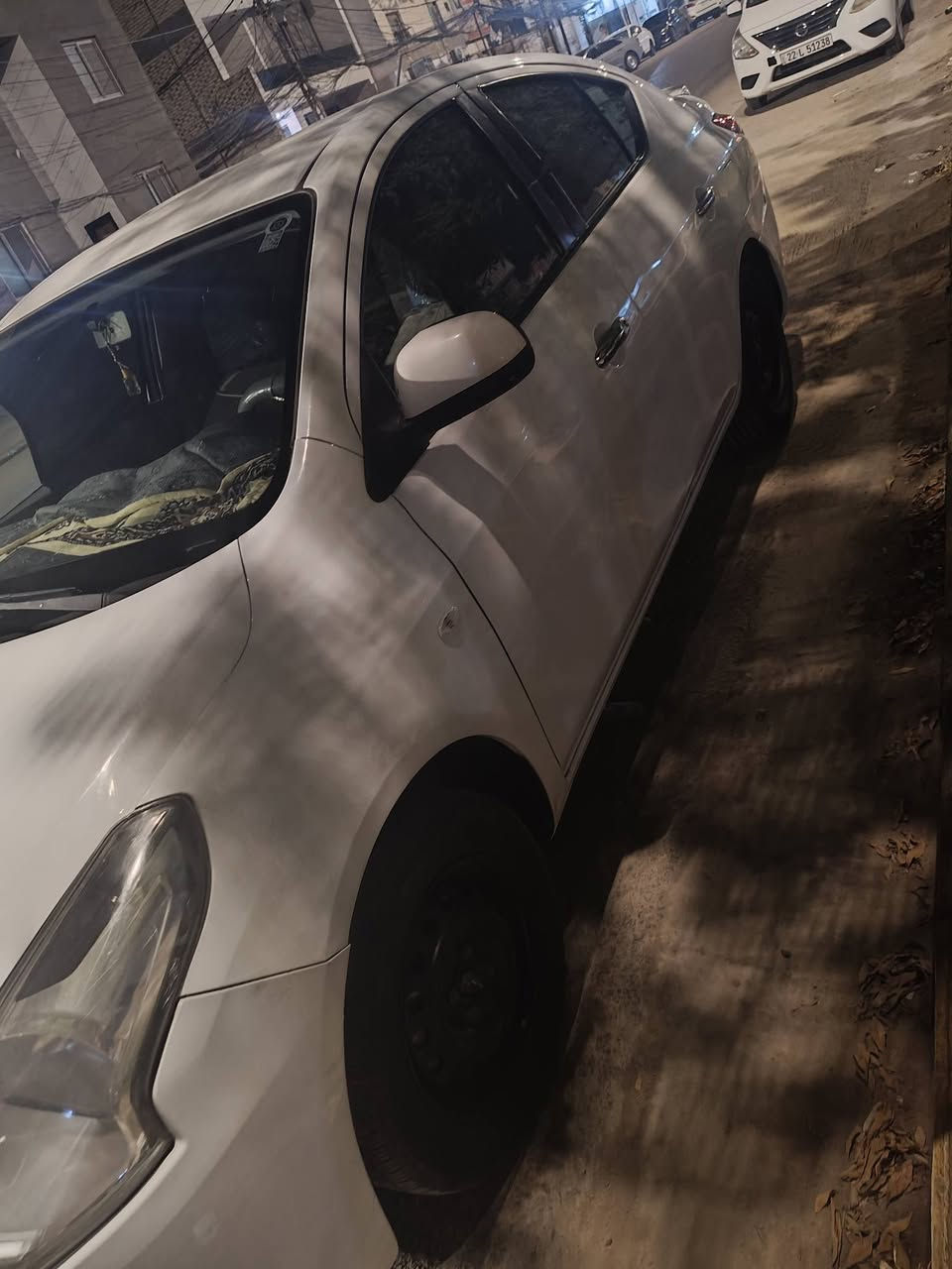 نيسان سني2020
بيها جاملغ مبدل وباردت ثنين خفيفات مامبينات
محرك جديد صار شهر من شاده نظيف بشكل
سنويتها الشهر ال 12 تريد مداور تريد وكاله
تبريدها ثلج حداديه نظيفه 
السعر (93وبيها مجال )
مكاني نجف 
***********
