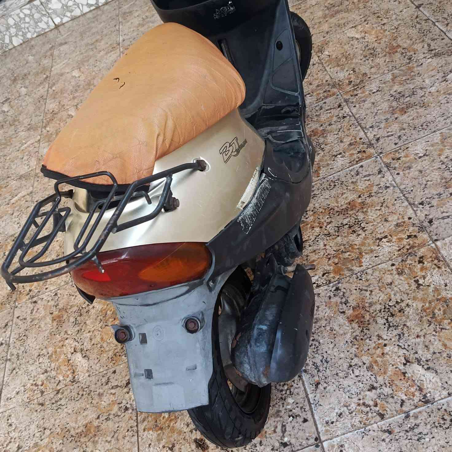 ياماها مكينه بلاد ما مفتوحه ولا مجفته كهربائيات هندر شغالات ترهم بيع او مراوس شحن x 900
معروضة 400 بيه مجال للاستفسار 👇 شط العرب
***********
