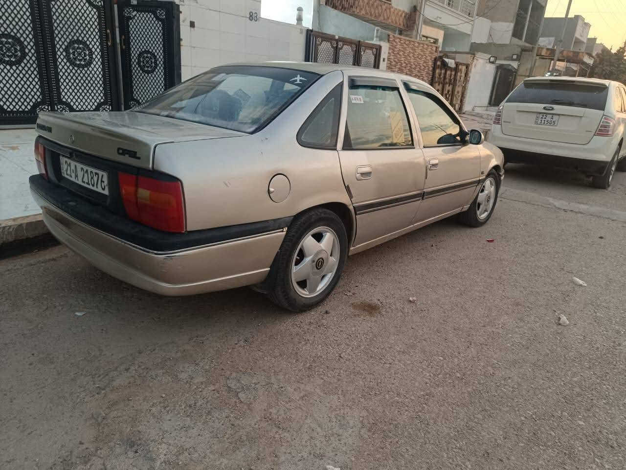 للبيع
اوبل فكترا حجم 16
رقم سليمانيه جديد
سنويه جديد
ستيرن بوور
شرط المحرك والكير
كهربائيات كلها شغاله
سنتر لوك شغال
غرفه جديده
تحويل مباشر
السعر 42 وبيها مجال
***********
