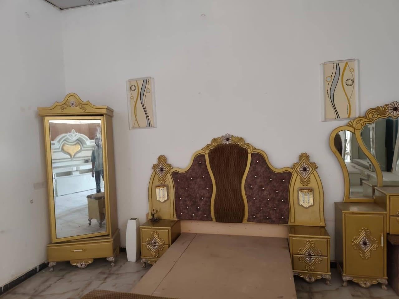 للبيع نجاره عراقيه تصميم تركي ناصريه حي تضحيه
***********
