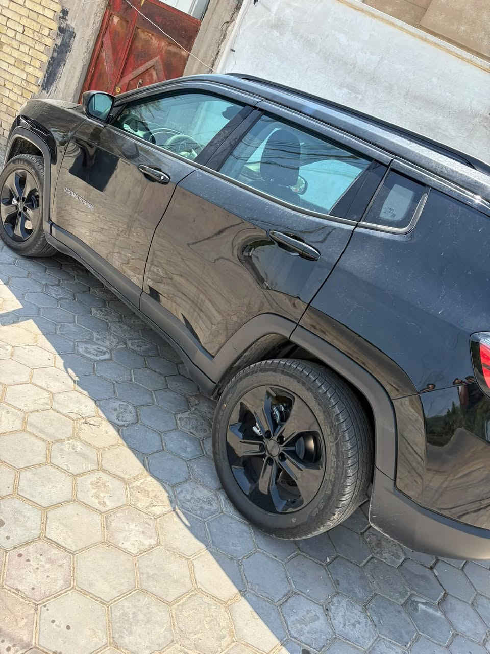كومباس مودل 18
فول مواصفات 
بنرامه 
رادار
سيتم صوت 
جلد
هيتر كشنات
هيتر ستيرن 
شاشه كبيره
كشن كهرباء
نقط عمياء
فور ويل
لايت لد و زنون
السعر 110
استفسار ***********
حادث السياره بنيد مصلح بدون تبديل بدون شواصي
