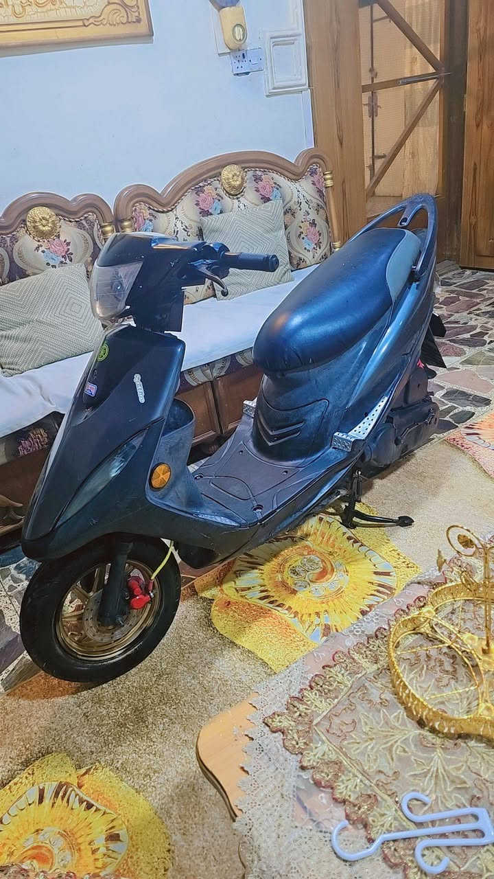ماكس عدله جديده كلهة شغاله مكينه مامفتوحه سلف هندر اشاير سكنات ما مفتوحه مشي نهضه خير من الله بوشه ابريكات 49 ابلاديه لايت عالي وناصي دبلات امامي وخلفي  اماميه وخلفيه جاهزه اخت الرمبه نعومه كلش حلوه كفرات اصلي حواضن اصليه عدادات الكهربايات كلها شغاله لا تبخير لا تنقيص ما بيها اي نقص شرط الفحص مكان البصره  السعر ٦٠٠  ***********
