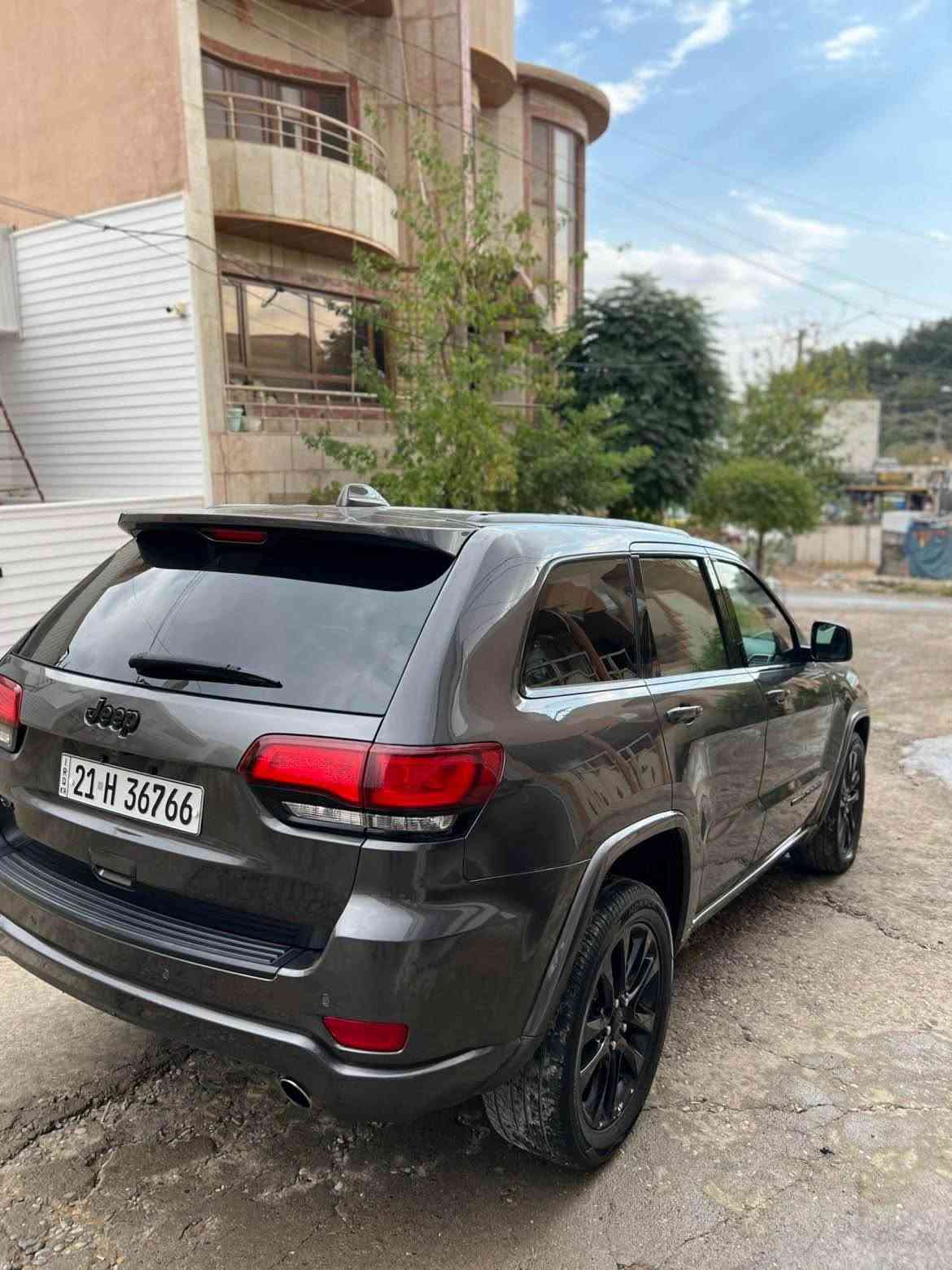 به ناوي خوا جيب لاريدوو موديل 2020 گيرو مه گينه ي به شه رت مه گينه ي به شي سه ره وه ي كراوه ته وه بونيتي بوياغه بيناو گرتن دوو به له كارتي هه يه  91 m حه قيقي رويشتووه نرخي 196 قفل قفل بو زانياري زياتر په يوه ندي به خاوه نيه وه بكه ن *********** السليمانية, العراق
