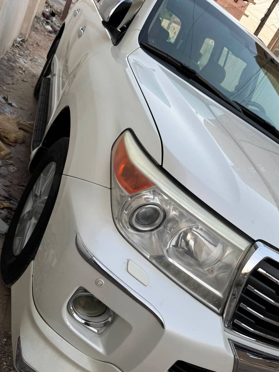 لاندكروزر • ٢٠١٤ • ماشيه ١١٠ الف