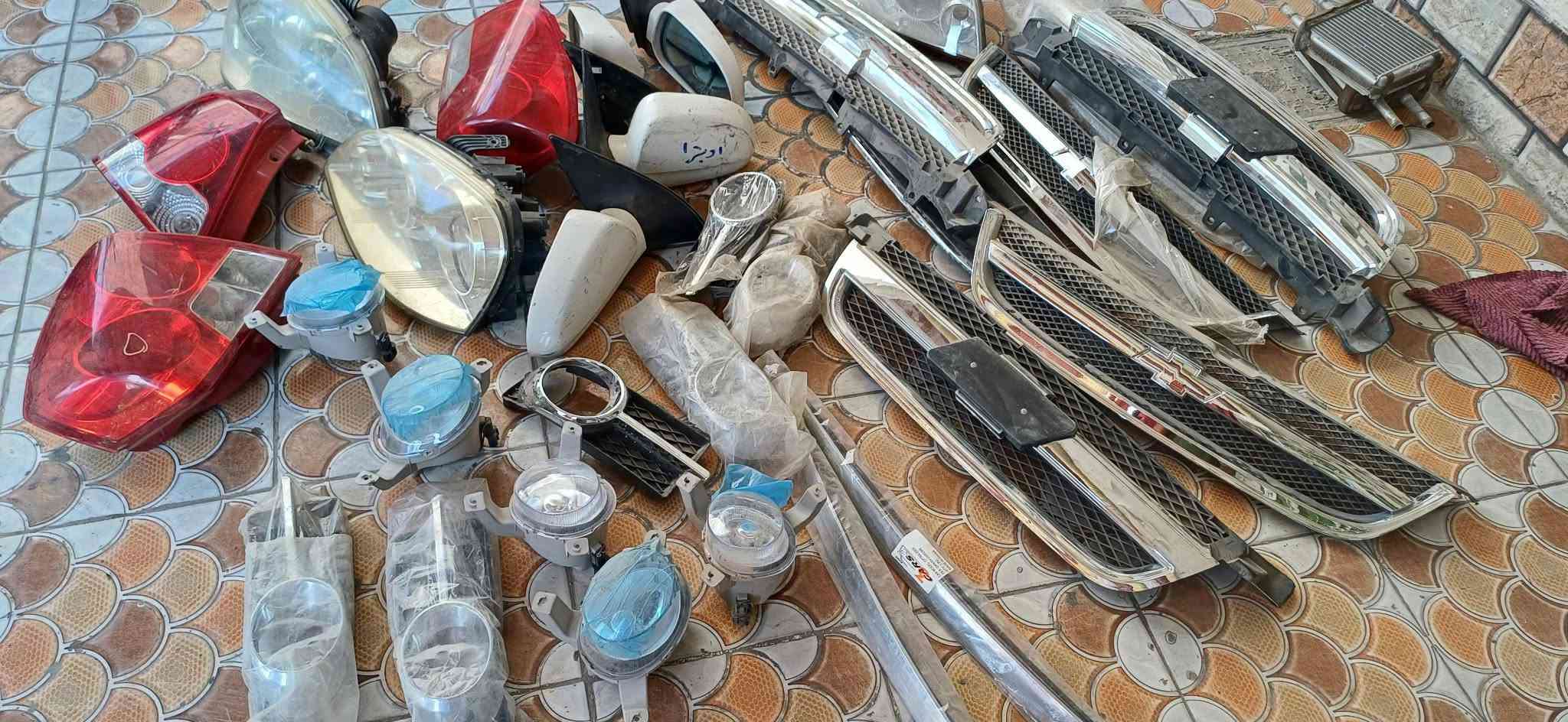 اغراض اوبترا وافيو كلها نظيفه وجويتر اوبترا جديد وبدون برمجه وبلاجكتورات افيو موجود كميه ابيعهن شلع جمله واليحتاج مفرد يتصل ***********
