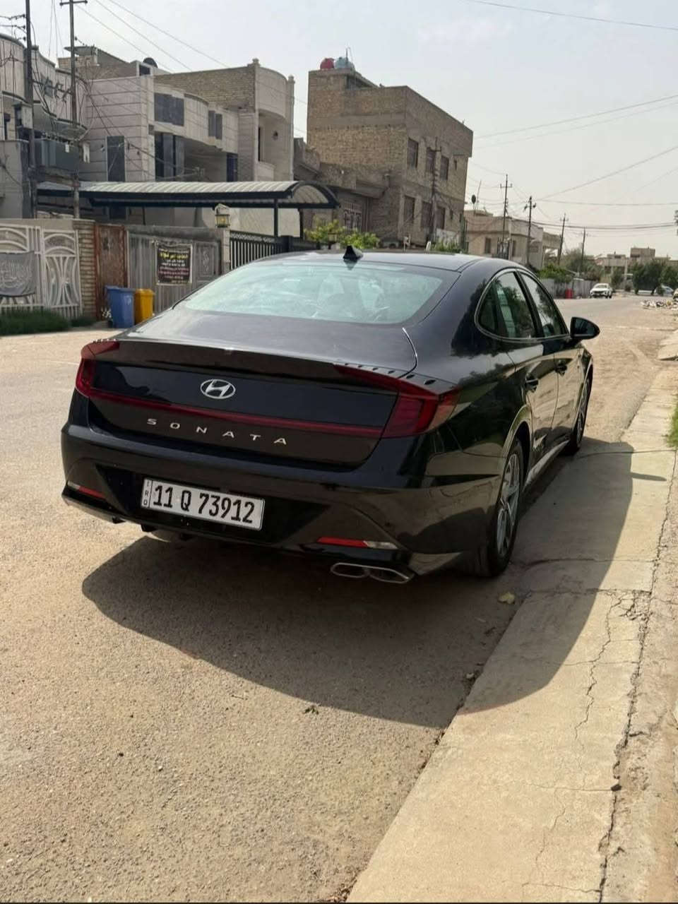 السلام عليكم سوناتا موديل 23 

السياره جديده بلخير للياخذهه ماشيه 28

حادثهه تبديل جاملغ وربع البنيد مصبوغ فقط باقي السياره كفاله 
رقمهه بغداد بسمي تحويل شوكت متريد

مواصفاتهه فول من عده الفتحه شتريد مواصفات بيهه

محركهه 2500 تنفس طبيعي 

سعرهه 161 

مكاني بغداد البلديات  ***********
