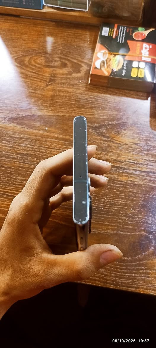 اس الترا ٢٢ • ١٢٨ • دبل سيم