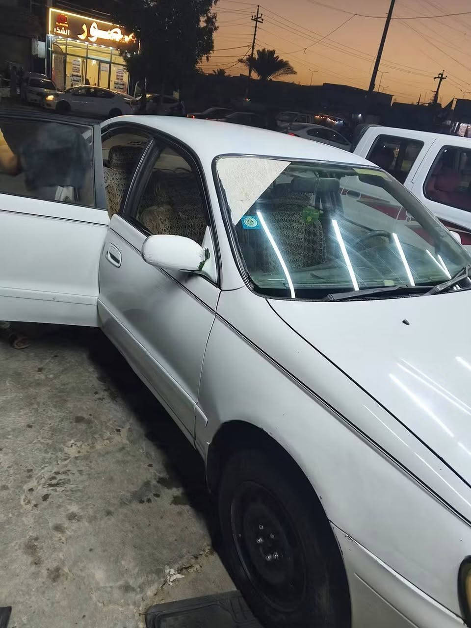 كرونة نفخ موديل 93 مشروع وطني نجف باسمي رقم إنكليزي جديد سنوية لغاية 2031 هزة جديدة مكفولة كير ومحرك ومن الكصة ومن متومة  ومن نقل جثة مداور ثاني يوم كلة شغال كهربائيات تحويرة نجف فوك وجوة منظومة كاملة مال ملكة فابريته وفان وفريز ملكة التبريد ثلج السيارة خير من اللة ماعايزة شي السعر 43 وبيهة مجال قليل حك الجية مكان سياره نجف مكلف بالنشر  رقم صاحب سياره *********** النجف, العراق
