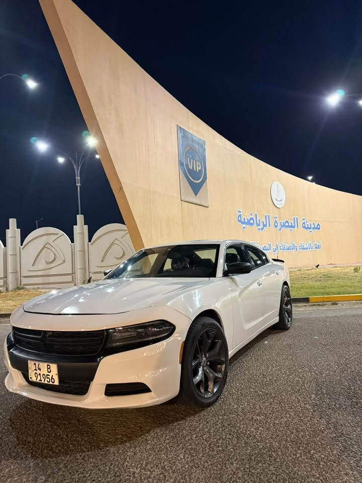 جارجر ابيض وارد امريكي حادث بلصوره موديل ٢٢ رقم بصره انكليزي تحويل غير الاحادث طار بيه البنيد شويه سوه بلغماره خسفات الباقي كله مكفول السعر٢٠٠$ وبيه مجال للاستفسار اتصل *********** المكان البصره
