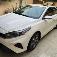 ٢٠٢٤ • محرك 2000 • فتحة سقف