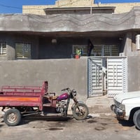 بيت للبيع • ١٣٠م • حي الموظفين