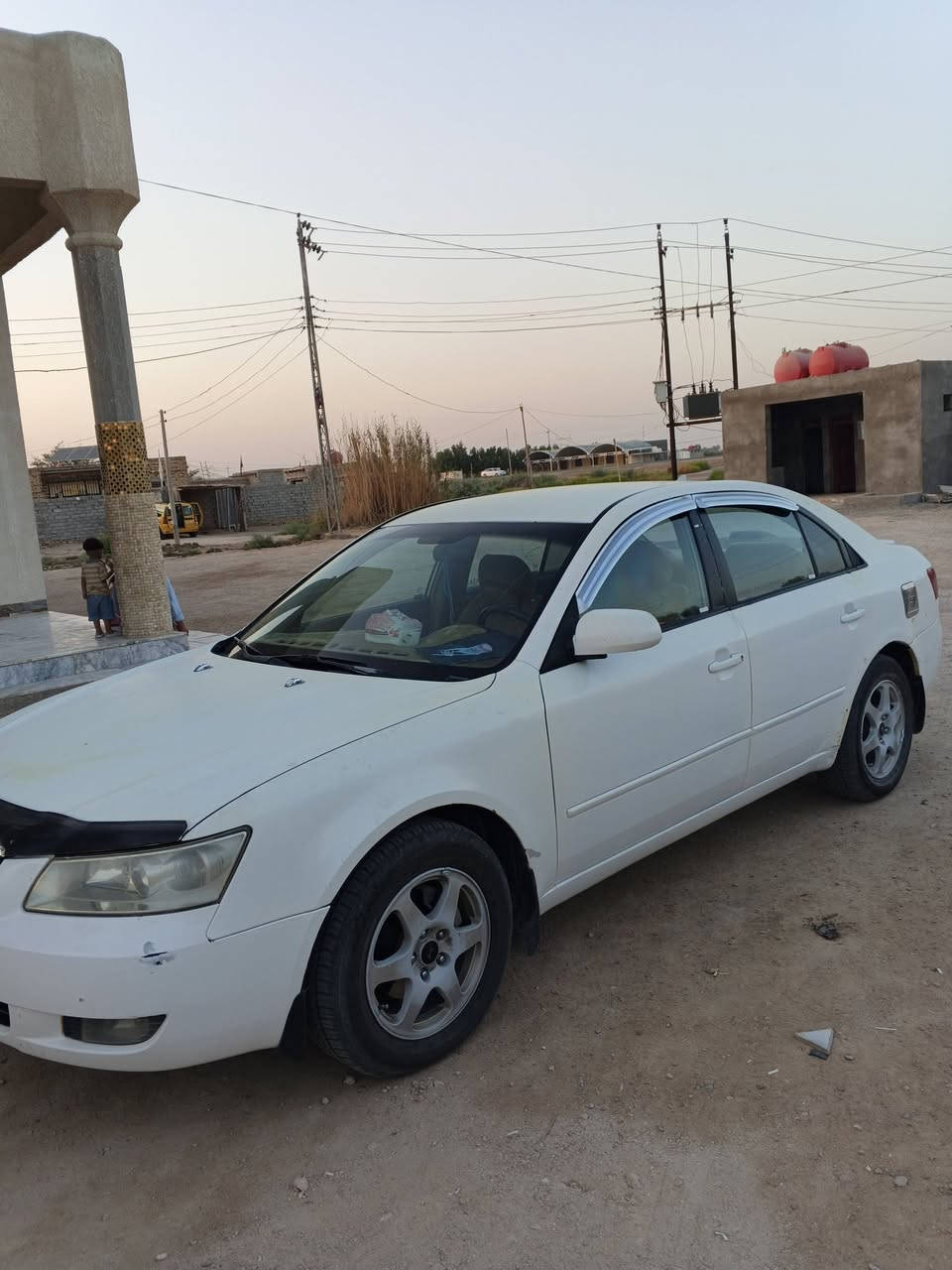 السلام عليكم سوناتا موديل 2007 خليجي مصبوغه صبغ عام جانت تكسي وحولتها ابيض خصوصي رقم نجف كير ومحرك مكفول حداديه 100/80 المكان الديوانيه للأستفسار اتصل على احد الأرقام *********** / ***********
