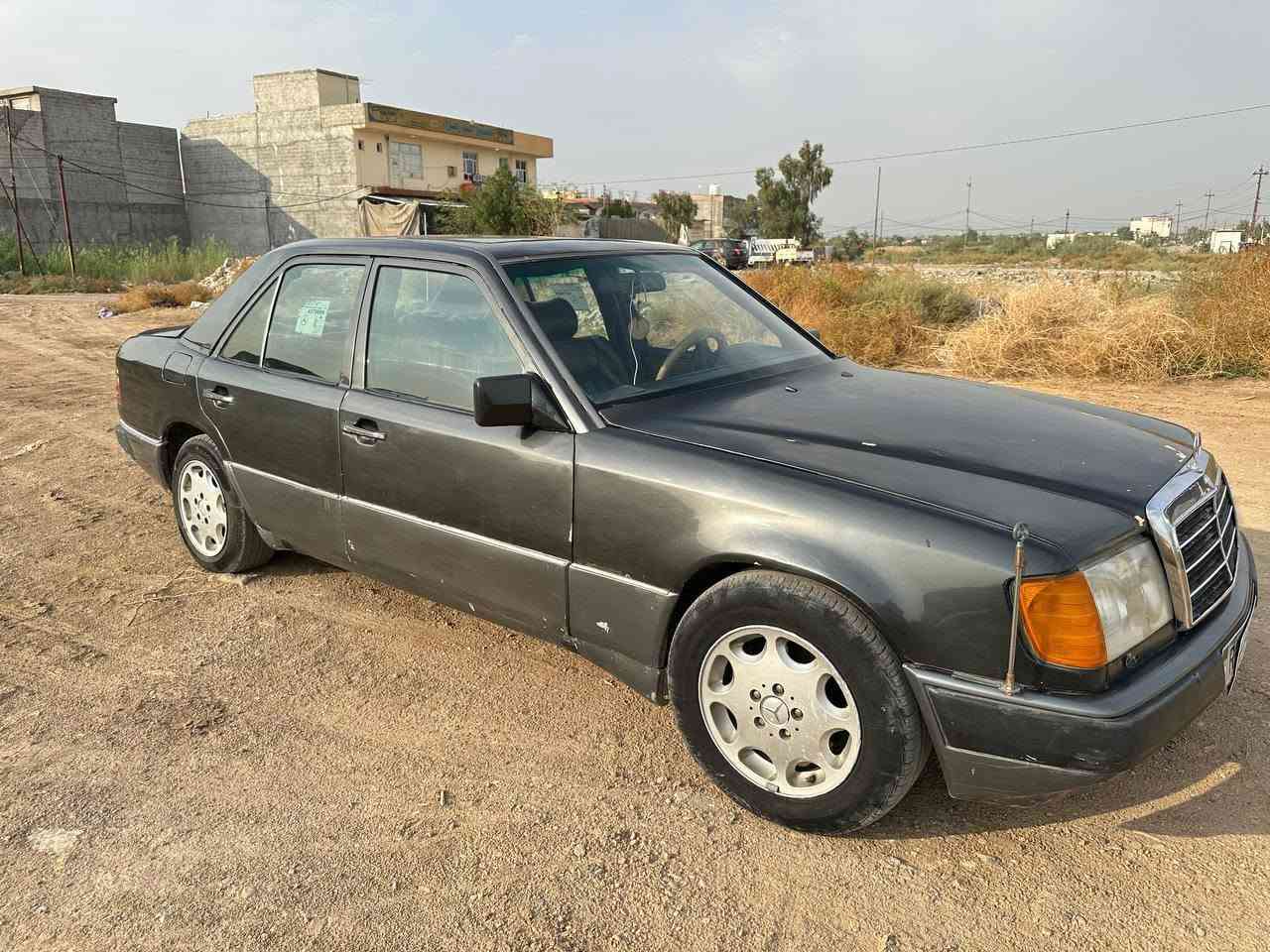 مرسيدس • مكينه ٢٥٠٠ • موديل ٩٢