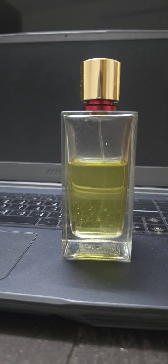 السلام عليكم
عطر تيليا اورجنال مستخدم للبيع
***********
واتساب فقط
