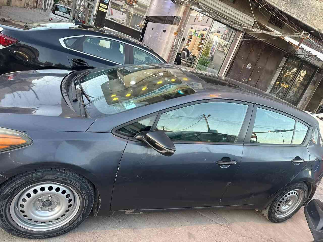 السلام عليكم كيا فورتي موديل2016فول مواصفاتN معروفه رقم بغداد تحويل مباشر
محرك2000 تيربو كير عادي 7كير كير ومحرك جديد صدرها نضيف داخلها حلو التبريد منقص غاز   المواصفات  بصمه تشغيل بصمه ابواب انارة  ترحيب فتحه سقف  كشنات جلد  كهرباء خزن ميموري دبل كزوز شاشا كامرة خلفيه 
 حادثه بصوره موضح وبيه اماكن صبغ 
السعر مناسب  
العنوان بغداد الكرخ 
***********
‭
