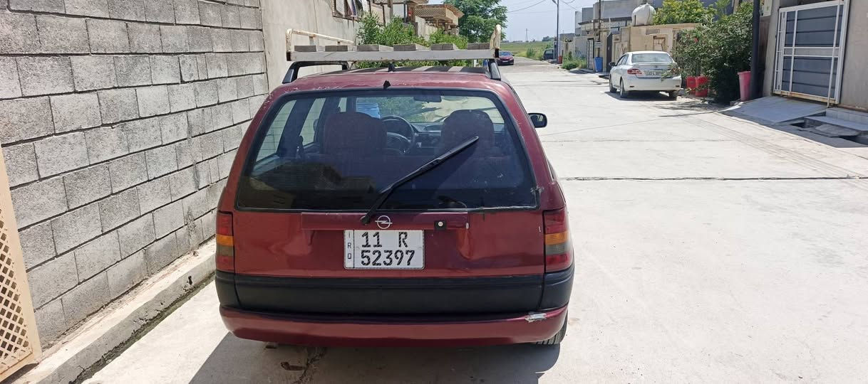 اوبل استر
موديل 95
دواير ودوسات ما مصلح 
محرك 20 بشرط لا صرف ولا نفخ 
كير تومتيك 
كهربائية شغاله 
رقم الهاتف 
***********
***********
