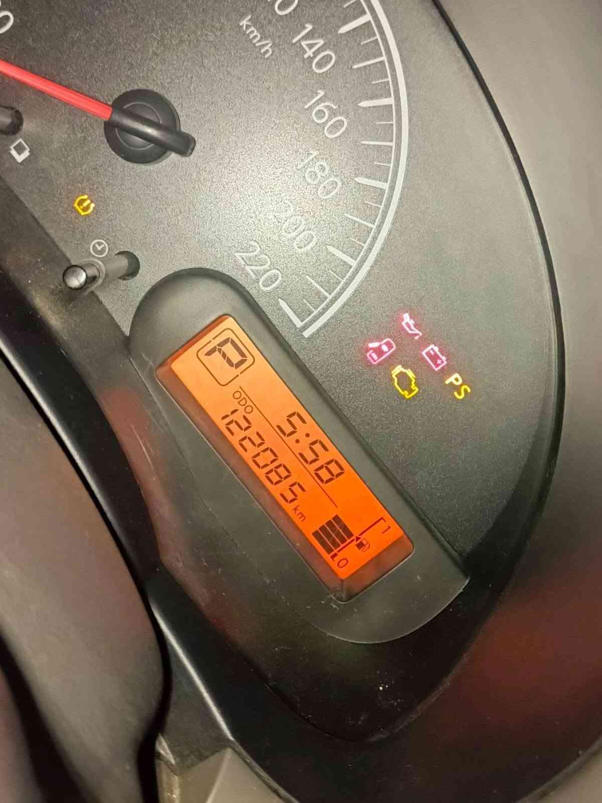 نيسان صني • ٢٠٢٠ • مشيه ١٢٢٠٠٠