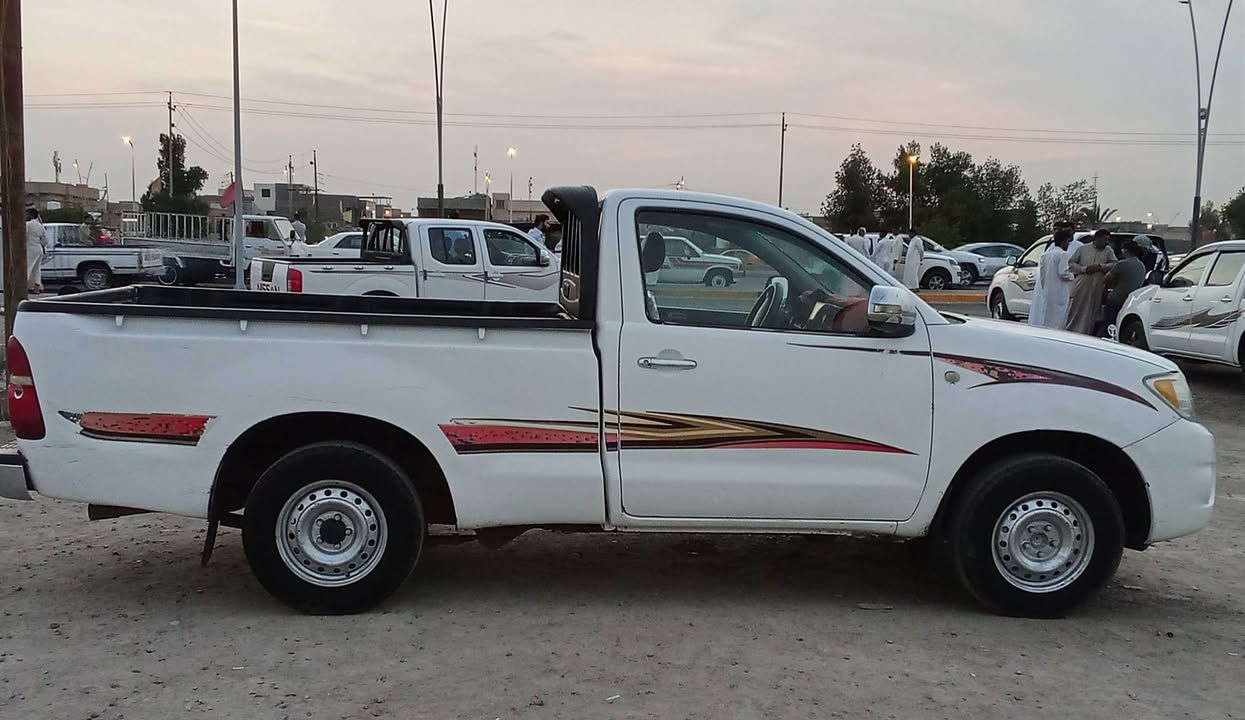 هايلكس • ٢٠٠٩ • رقم واسط
