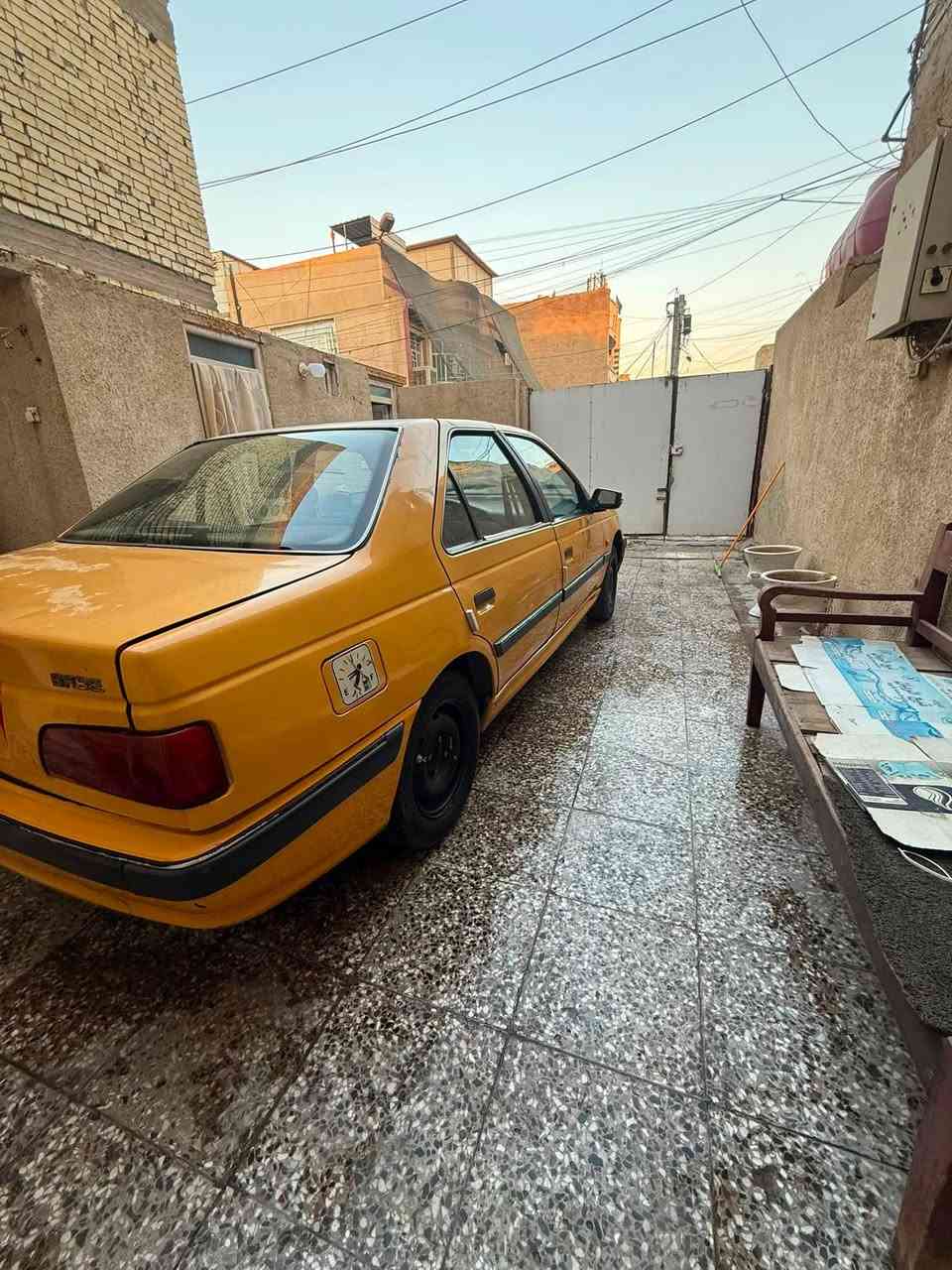 بيجو بارص ٢٠١٥
رقم بغداد  دولي سنويه ل٢٩تحويل ثاني يوم

سياره حلوه كير ومكينه جدد تبريد ثلج كهربائياتها كلها شغاله كيج حماوه كيج كيلو متر كيج بانزين كيج رون كلها شغالها جام كهربائي لايت جديد نورلات فيت بم جدد ما بيها خياسات ابدد
مكاني بغداد البلديات سعرها ٣٥ وبيها مجال  
***********
