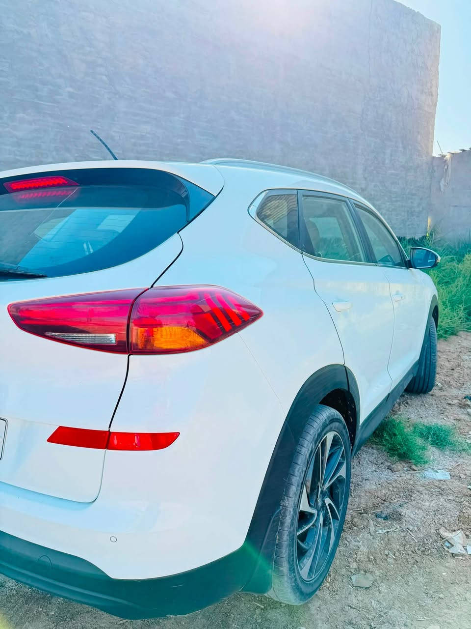 توكسان خليجي 2019مكفوله
 السعر 183 
رقم اربيل بأسمي تريد تحويل او وكاله 
بصمه ماشيه 83 السونار مرفق 
المكان مخافظة واسط
للاتصال ***********
