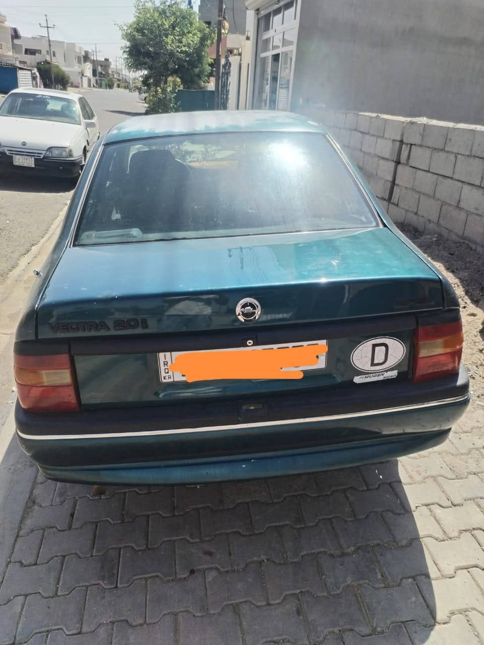 اوبل فكترا حجم ٢٠ موديل ١٩٩٤ بدون ضرر بدون خياس بدون معجون صدر جديد غرفتها نضيفه جدآ كير محرك شرط رقم سليمانيه سنويه لل٢٨ سعرها٤٤ بيها مجال عنوان كركوك  ***********/*********** كركوك, العراق
