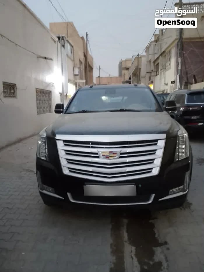 سلام عليكم كاديلاك مديل 2018 شركت المنصور فول واحد على واحد بيهه بس جاملغ امامي ايمن صبخ بدون دواخل اثر شخوط السعر 35رقم التلفون ***********

نص مكتوب في الصور:
- السوق المفتوح OpenSooq
- السوق المفتوح
- OpenSooq