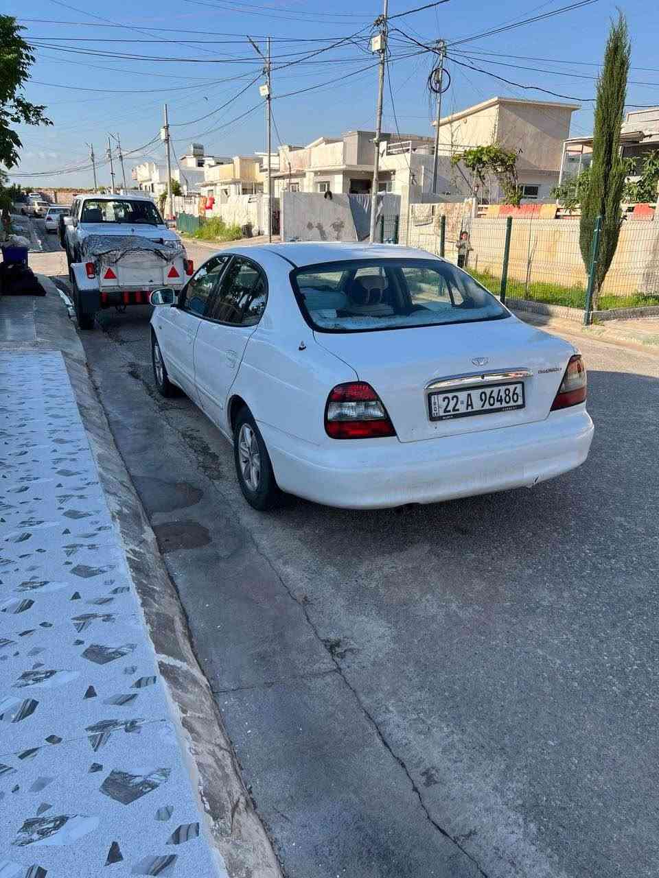 دايوو ليگينزا 2001
ته بريد به ناوى خومه 
كيرو مكينه به شه رت 
صبوغ يك بارچةي هةية بي ژوري 
تحويل و غرامة و گيرو مكينة و تبريد بةشةرت 
شوين / هةولير زيرين 
*********** أربيل, العراق
