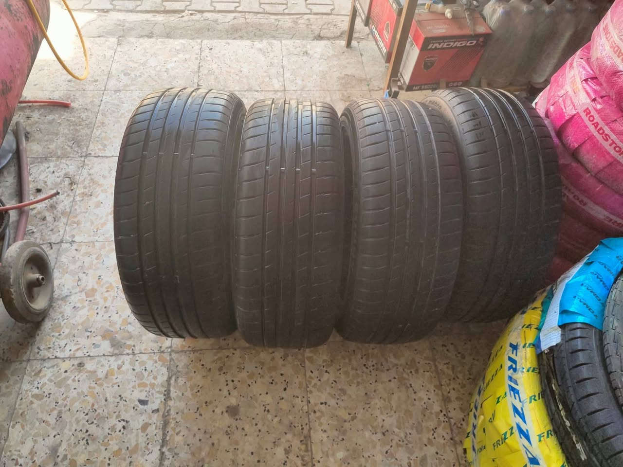 متوفر طارات باله و برندات عاليه
16×50+195زوج ب50الف
16×65×195سعر زوج 50
16×750يباني دلوب سعر زوج 200
16×65×215 سعر زوج 85 اخو جدي
16×55×225سعر زوج 85
16×75×215 سعر زوج 90
17×65×215سعر زوج 90
17×65×225سعر زوج 85
18×65×215سعر زوج 85
19×50×235سعر زوج 85
19×55×235سعر زوج 50
سايبا جديد زوج ب70
طيبه جديد زوج ب 75

